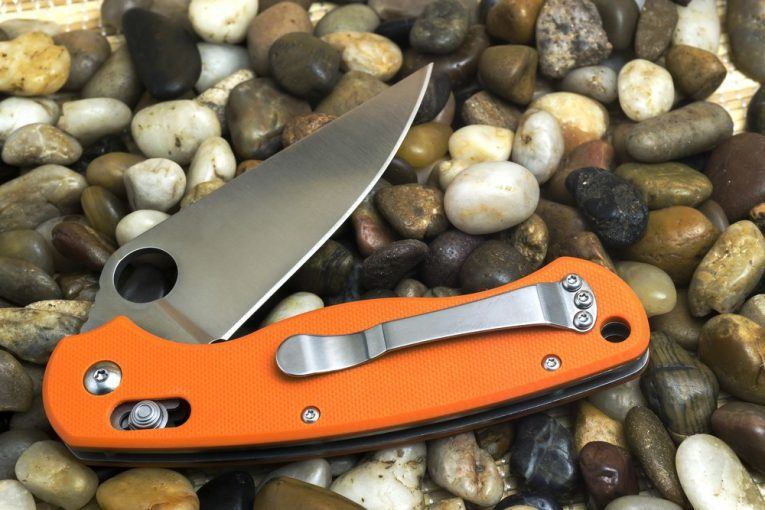 Tips for Finding the Best Rescue Knife 2017 The Camping Trips